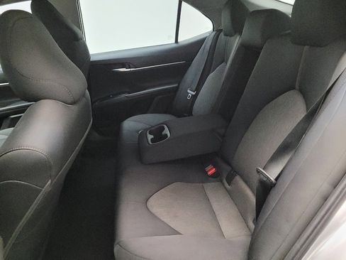 Used 2019 Toyota Camry LE FWD image 18