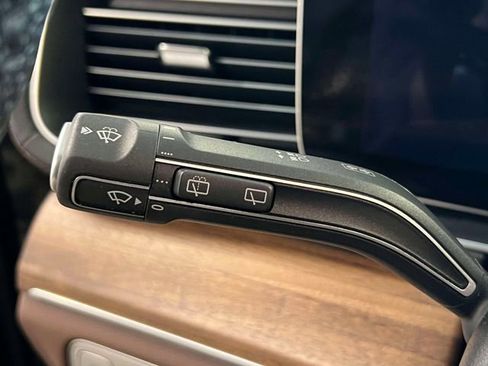 Certified 2024 Mercedes-Benz GLS 450 4MATIC image 24