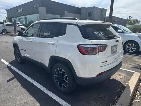Used 2019 Jeep Compass Sport AWD/4WD image 4