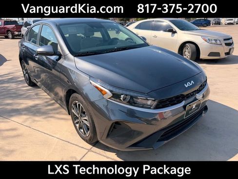 Certified 2023 Kia Forte LXS w/ LXS Technology Package FWD image 5