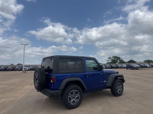 Used 2020 Jeep Wrangler Sport AWD/4WD image 19