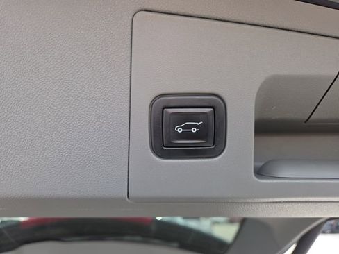 Used 2023 Cadillac XT5 Premium Luxury AWD/4WD image 19