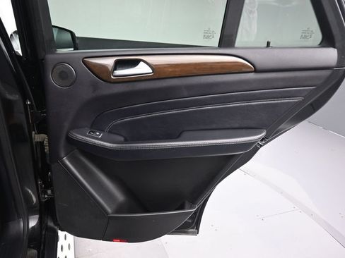 Used 2015 Mercedes-Benz ML 250 BlueTEC 4MATIC image 33
