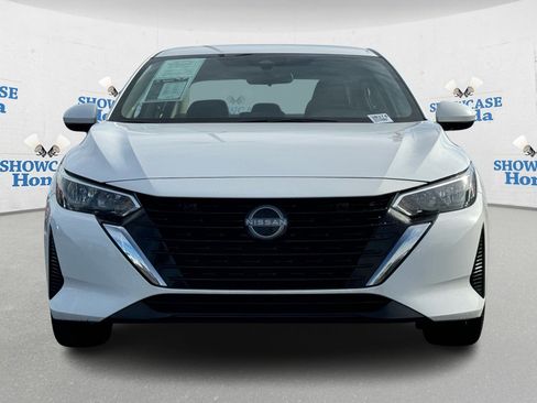 Used 2024 Nissan Sentra SV image 6