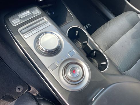 Used 2025 Genesis GV70 2.5T image 28