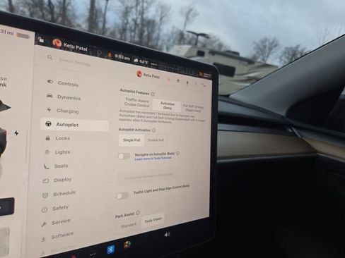 Used 2022 Tesla Model Y Performance AWD/4WD image 17