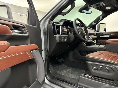 New 2026 GMC Sierra 2500 Denali Ultimate image 19