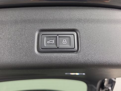 New 2027 Audi Q6 e-tron Premium Plus AWD/4WD image 12