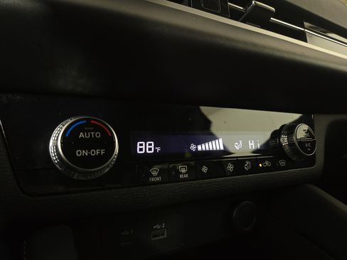 Used 2022 Mitsubishi Outlander ES image 26