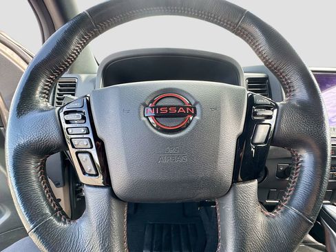 Used 2022 Nissan Frontier Pro-X RWD image 23