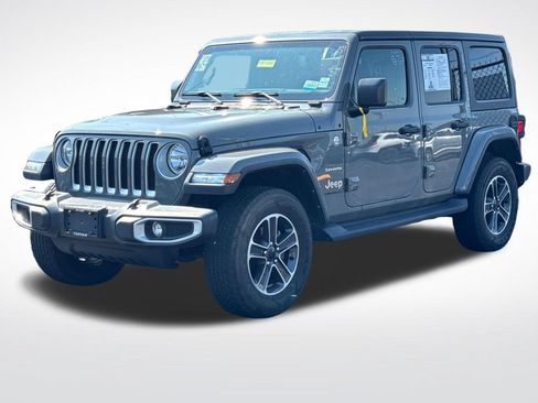 Used 2023 Jeep Wrangler Unlimited Sahara w/ Cold Weather Group AWD/4WD image 6