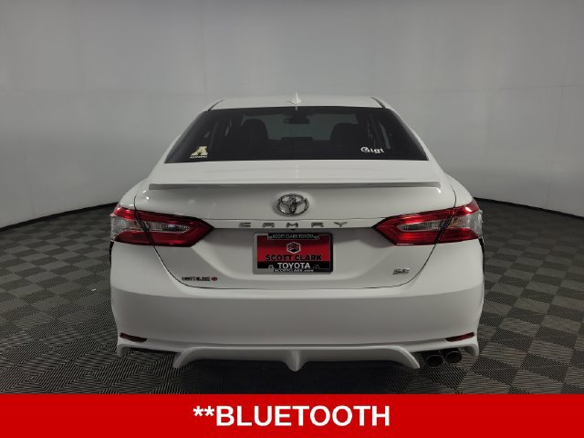 Used 2020 Toyota Camry SE FWD image 7