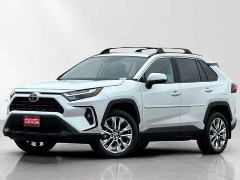 Used 2024 Toyota RAV4 XLE Premium FWD image 2