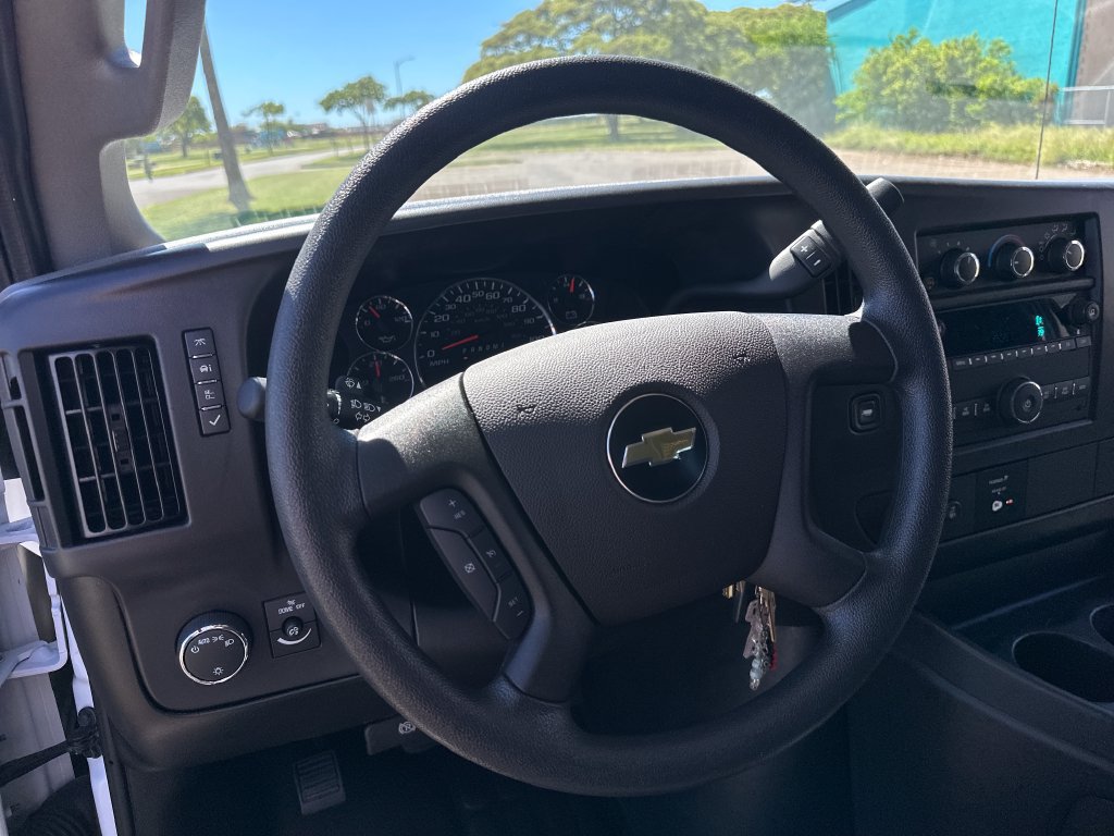Used 2025 Chevrolet Express 2500 w/ Driver Convenience Package RWD image 18