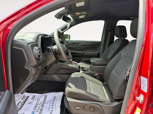 Used 2023 Chevrolet Colorado Trail Boss w/ Advanced Trailering Package AWD/4WD image 10
