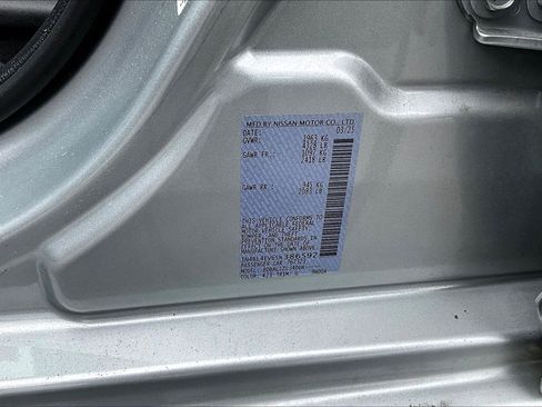 Used 2025 Nissan Altima 2.5 SL FWD image 17