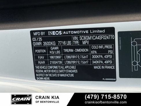 Used 2025 INEOS Grenadier Station Wagon AWD/4WD image 34