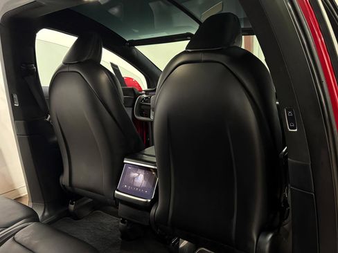 Used 2023 Tesla Model X AWD/4WD image 17