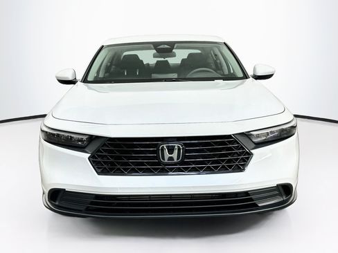 Used 2023 Honda Accord LX image 2