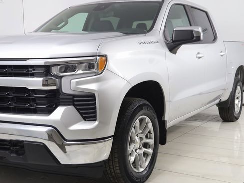 Used 2022 Chevrolet Silverado 1500 LT image 49