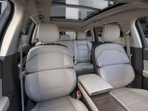 New 2026 Lincoln Nautilus Black Label AWD/4WD image 10