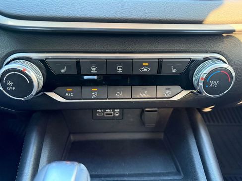 Used 2020 Nissan Altima 2.5 SR w/ Premium Package image 24