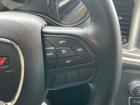 Used 2020 Dodge Charger SXT w/ Blacktop Package image 14