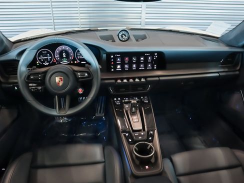 Used 2025 Porsche 911 Carrera 4 GTS image 14