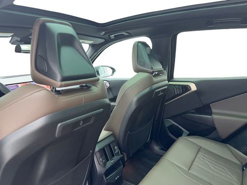 Used 2025 BMW X3 xDrive30i image 40