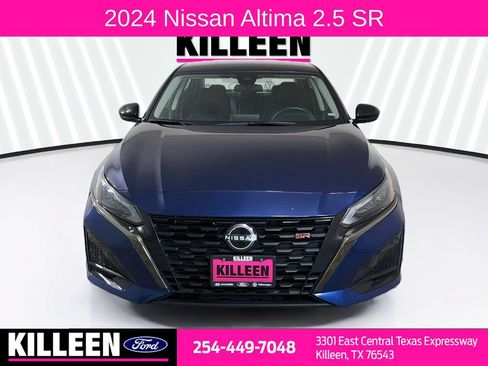 Used 2024 Nissan Altima 2.5 SR FWD image 2
