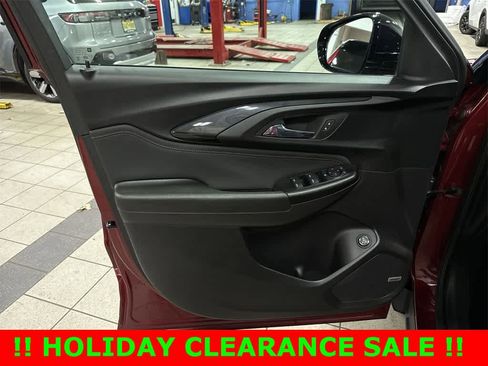 Used 2022 Chevrolet TrailBlazer RS w/ Sun and Liftgate Package image 30