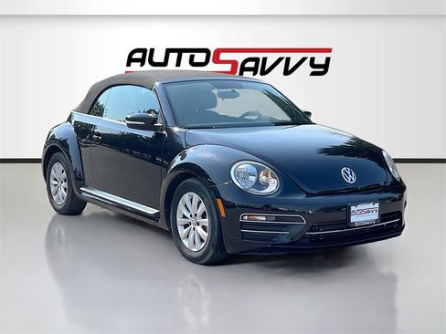 Used 2019 Volkswagen Beetle 2.0T S image 1