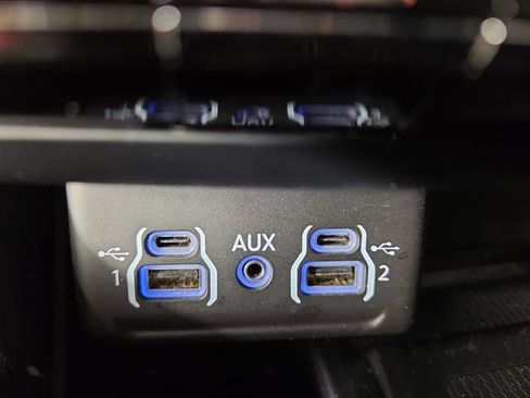 Used 2021 Dodge Durango Citadel w/ Premium Entertainment Group AWD/4WD image 32