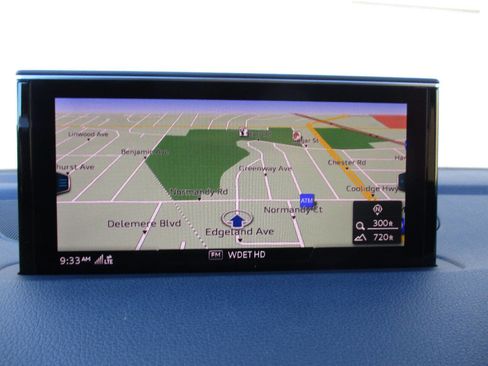 Used 2018 Audi Q7 3.0T Prestige w/ Prestige Package image 16