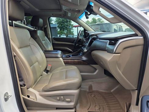 Used 2019 Chevrolet Tahoe LT AWD/4WD image 15