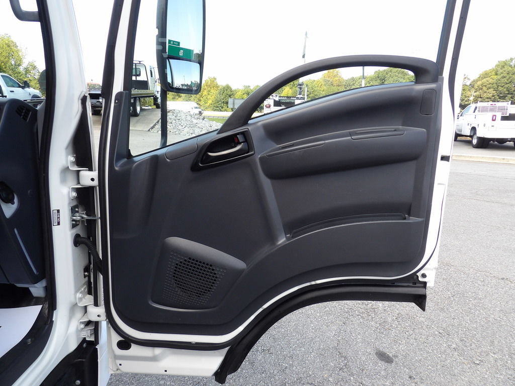 Used 2024 Chevrolet Low Cab Forward RWD image 44