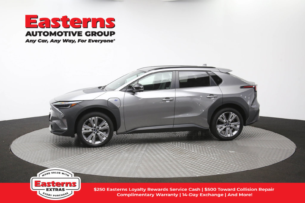 Used 2023 Subaru Solterra AWD image 59