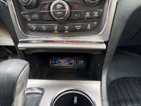 Used 2017 Jeep Grand Cherokee Summit AWD/4WD image 15