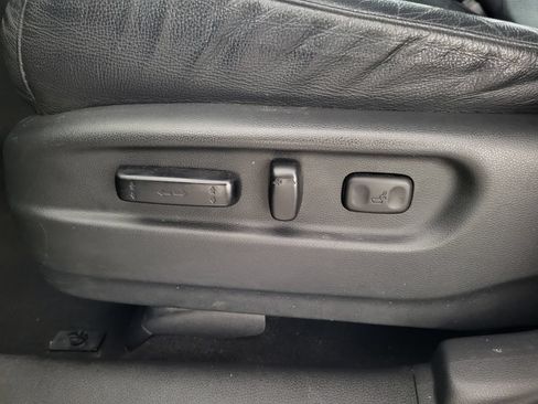 Used 2016 Honda Pilot Touring image 13