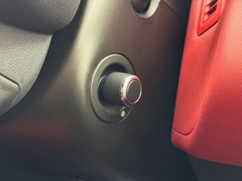 Used 2019 Land Rover Range Rover Sport SVR image 24