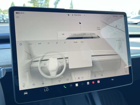 Used 2024 Tesla Model Y Long Range image 12