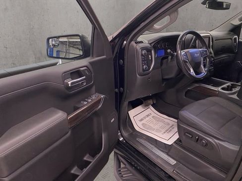 Used 2019 Chevrolet Silverado 1500 LT Trail Boss AWD/4WD image 19