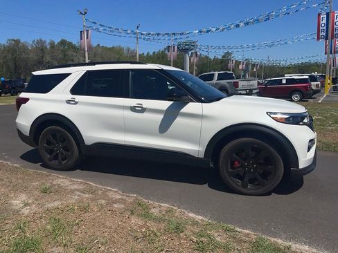 Used 2023 Ford Explorer ST w/ Equipment Group 401A AWD/4WD image 8