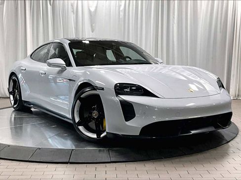 Used 2022 Porsche Taycan Turbo S image 12