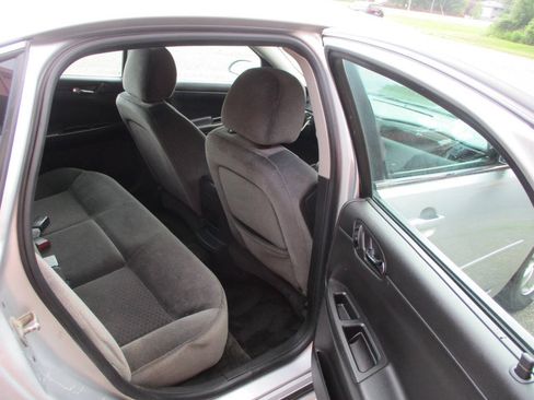 Used 2012 Chevrolet Impala LS FWD image 21