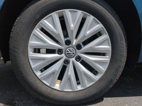 Used 2019 Volkswagen Jetta S FWD image 32