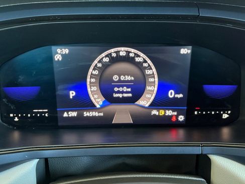 Used 2022 Volkswagen Taos SE FWD image 23