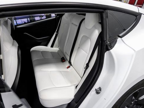 Used 2021 Tesla Model 3 Long Range image 36