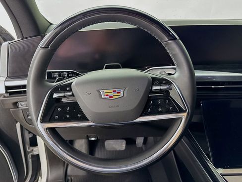 Used 2025 Cadillac Escalade Sport w/ LPO, Floor Liner Package AWD/4WD image 12