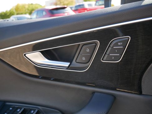 Used 2024 Audi Q7 Premium Plus image 27